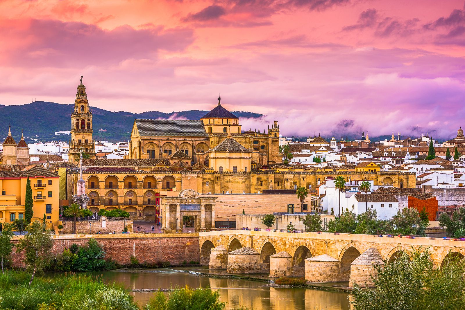 Turismo Low Cost por la ciudad de Córdoba: Tour completo por la ciudad  de Córdoba